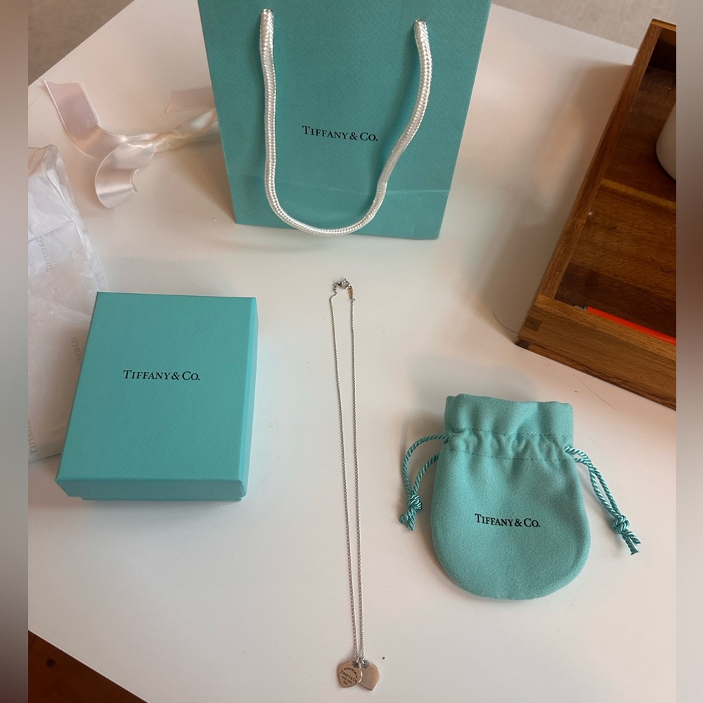Tiffany & Co. Silver Double Heart Mini Necklace - Picture 3 of 11